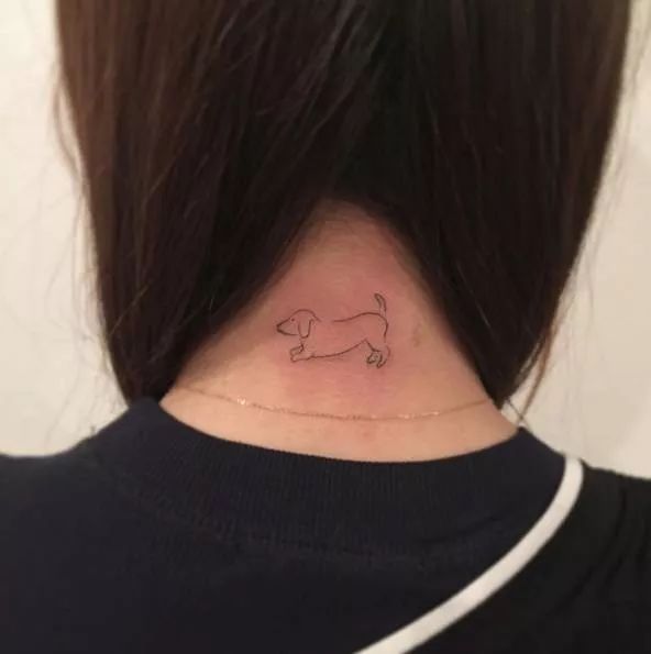 中性打扮的帅气女孩 谁说女孩不能剪短发穿球鞋？  潮牌冬季如何御寒提醒（中性打扮的帅气女孩 谁说女孩不能剪短发穿球鞋？ ）