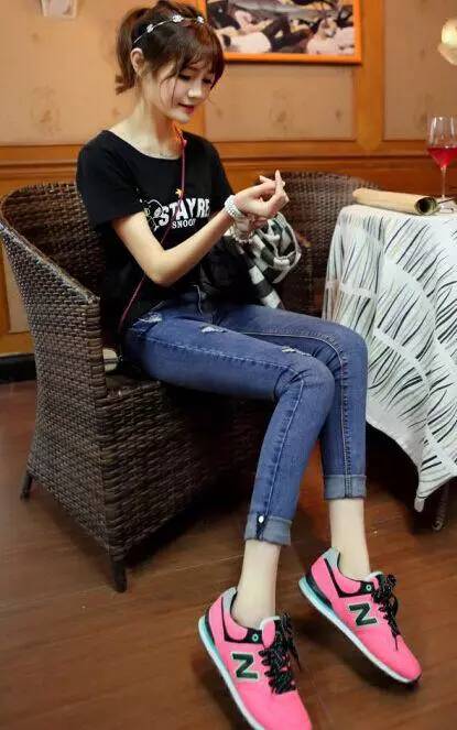 确保你裤子或裙子的腰围合适——要能放进去三个手指 潮牌冬季如何御寒提醒（约会要注意哪些 这几招约会秘诀传授给你 ）