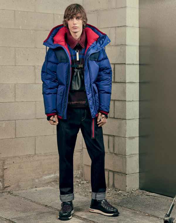  Moncler羽绒服分为：经典系列、户外系列和生活系列哪种潮牌品牌比较好看？（羽绒服什么牌子最好 当属羽绒之王Moncler ）