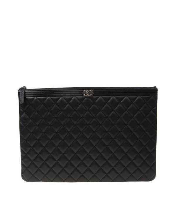  Louis Vuitton1 单肩包 pouch 手袋包 pouch手拿包包型简单 2022秋冬潮牌新款推荐（2017流行什么款式的女包 十款手拿包最提升腔调 ）