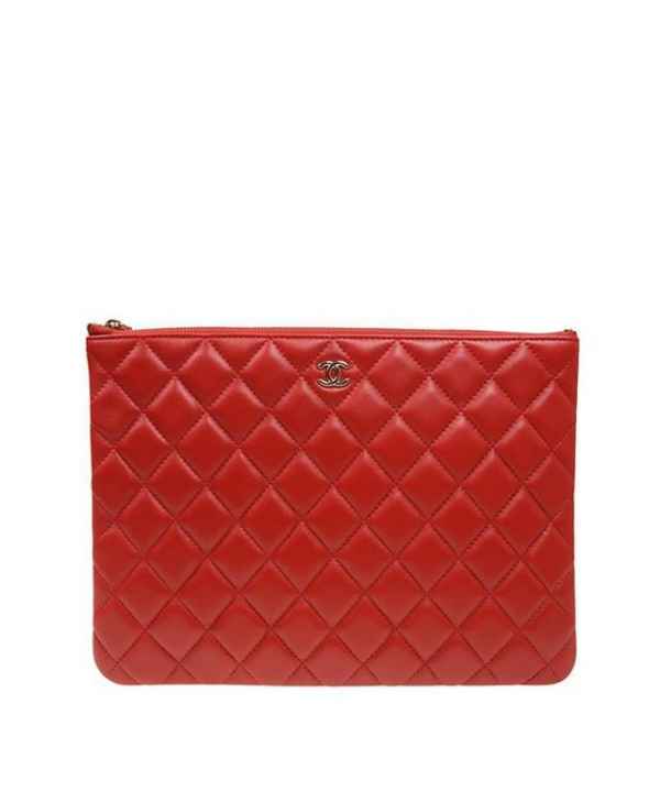  Louis Vuitton1 单肩包 pouch 手袋包 pouch手拿包包型简单 2022秋冬潮牌新款推荐（2017流行什么款式的女包 十款手拿包最提升腔调 ）