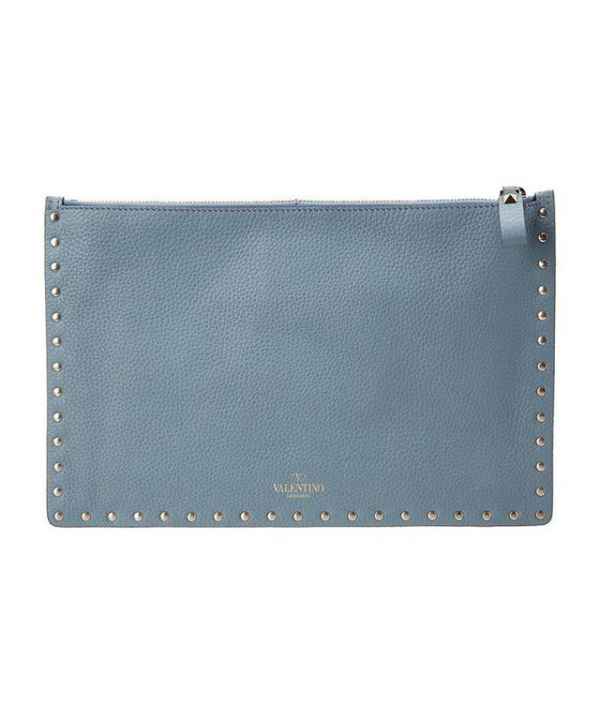  Louis Vuitton1 单肩包 pouch 手袋包 pouch手拿包包型简单 2022秋冬潮牌新款推荐（2017流行什么款式的女包 十款手拿包最提升腔调 ）