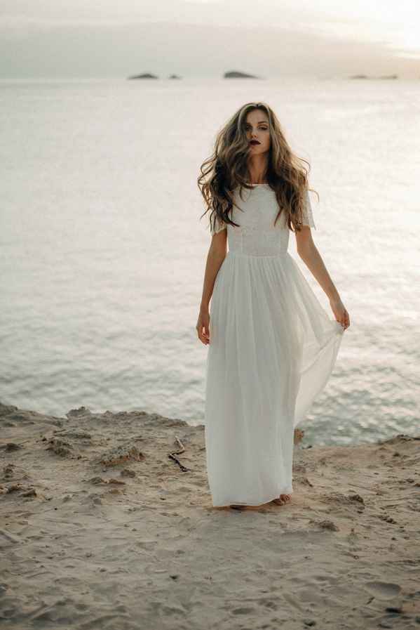  Bridal Garden Studio 来自**斯圣彼得堡的 Julia 透过旅行获得设计养分 潮牌冬季如何御寒提醒（小众婚纱品牌 让你发掘婚纱的更多可能性 ）