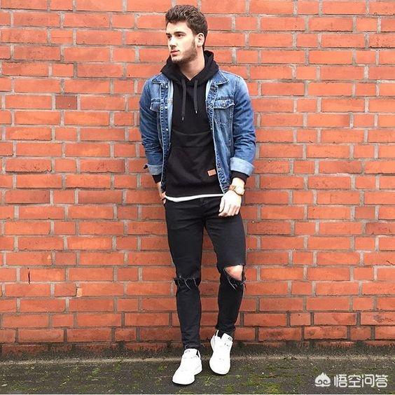  对于男士穿着而言哪种潮牌品牌比较好看？（牛仔配卫衣套装，男人味的最佳拍档）