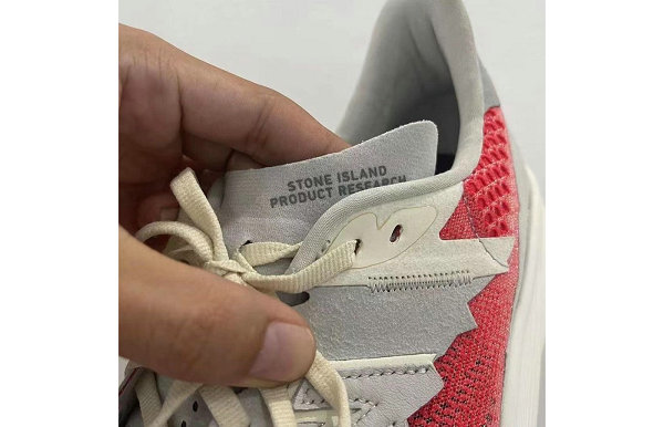  此番潮牌网了解到哪种潮牌品牌比较好看？（石头岛 x New Balance 联名 RC Elite V2 SI 鞋款曝光）
