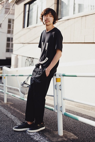 拥有非常强烈的时尚敏锐度 2022秋冬潮牌新款推荐（160-170男生春夏季穿搭技巧-女生更喜欢的型男这样穿）