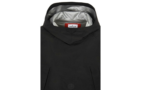 Stone Island 主线也公布了一组全新别注功能性单品 潮牌冬季如何御寒提醒（石头岛全新 GORE-TEX PACLITE 别注系列上市）