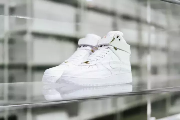 Air Force 1 诞生 35 周年！Reebok推出全新酷黑配色！