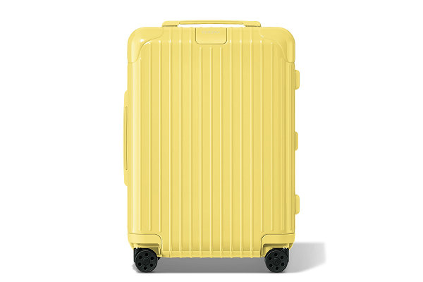 近期德国旅行箱品牌 RIMOWA 又推出了一组夏季胶囊新作 2022秋冬潮牌新款推荐（RIMOWA 日默瓦 2022 夏季胶囊新色系列即将登场）