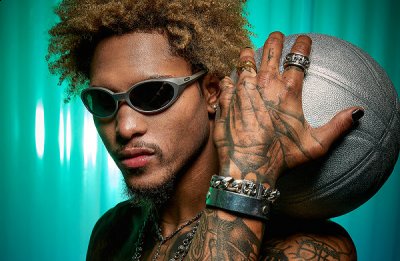  Oakley 欧克利“Eye Jacket”经典太阳镜系列 仅限发行 250 套 潮牌冬季如何御寒提醒（Oakley 欧克利“Eye Jacket”经典太阳镜系列复刻）