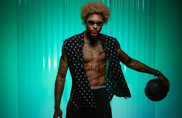  Oakley 欧克利“Eye Jacket”经典太阳镜系列 仅限发行 250 套 潮牌冬季如何御寒提醒（Oakley 欧克利“Eye Jacket”经典太阳镜系列复刻）