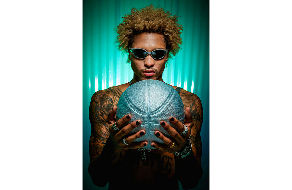  Oakley 欧克利“Eye Jacket”经典太阳镜系列 仅限发行 250 套 潮牌冬季如何御寒提醒（Oakley 欧克利“Eye Jacket”经典太阳镜系列复刻）