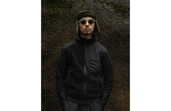该系列涵盖了 Snow Peak 渔夫帽、拉链 Jacket 以及登山包、保温瓶等款式哪种潮牌品牌比较好看？（Snow Peak x Mountain of Moods 全新联名胶囊系列公布）