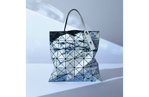  “Lucent Boxy”系列之后 潮牌冬季如何御寒提醒（BAO BAO ISSEY MIYAKE 全新春季包袋系列释出）