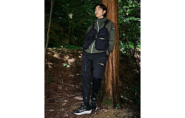  此番潮牌网了解到 2022秋冬潮牌新款推荐（Gore-Tex x 《国家地理》全新联名鞋款系列曝光~）