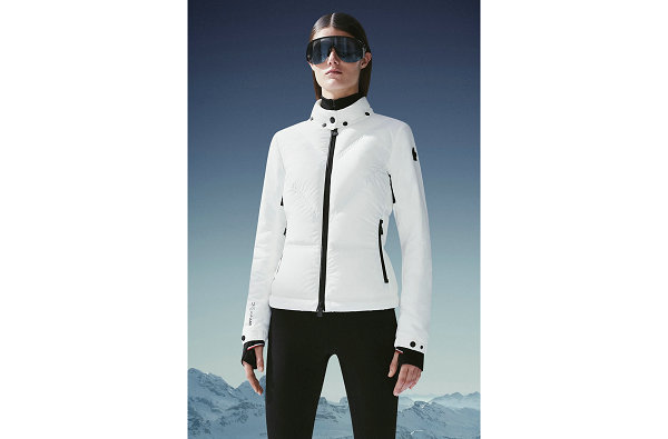  法国盟可睐高性能户外系列 Moncler Grenoble 在释出了冬季胶囊系列后 2022秋冬潮牌新款推荐（Moncler Grenoble 全新“Day-Namic”运动系列出炉）