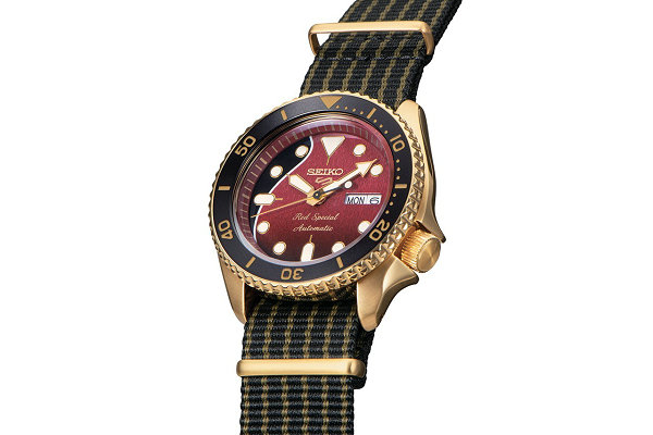  潮牌网获悉 潮牌冬季如何御寒提醒（Seiko 精工 x Brian May 全新联名“Red Special”表款公布）