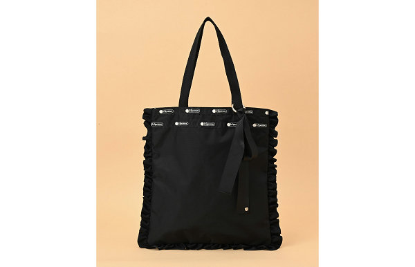  潮牌网获悉哪种潮牌品牌比较好看？（Lanvin en Bleu x LeSportsac 全新联乘包袋系列亮相）