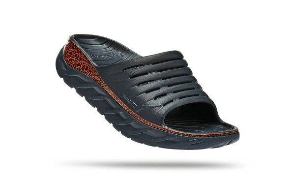 各位亦可通过其官方网店入手！ Hoka One One 线上折扣/新品 哪种潮牌品牌比较好看？（Hoka One One 全新“熔岩火山”系列鞋款发售）