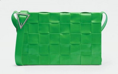 敬请期待！ 葆蝶家线上折扣/新品 哪种潮牌品牌比较好看？（Bottega Veneta 葆蝶家全新 CASSETTE 手袋系列即将登场）