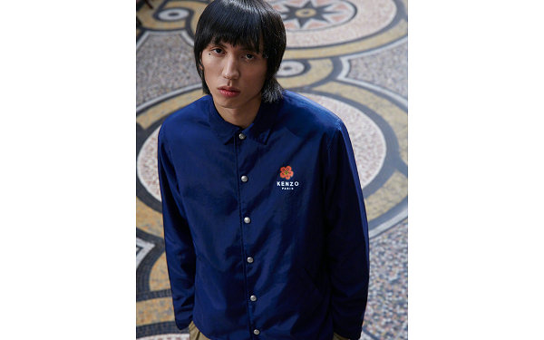 KENZO 全新“Boke Flower”系列发布，红色花朵图案哪种潮牌品牌比较好看？（KENZO 全新“Boke Flower”系列发布，红色花朵图案）