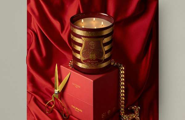设计师以 Balmain 标志性的水手条纹元素外加手工贴附金箔装扮 Trudon 香氛蜡烛 潮牌冬季如何御寒提醒（Balmain 巴尔曼 x Trudon 全新联名香氛蜡烛曝光）