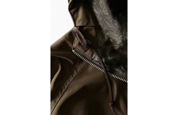  白山 x Barbour 全新联名 「HIKING WAX」 夹克 现已正式入场 潮牌冬季如何御寒提醒（白山 x Barbour 全新联名 「HIKING WAX」 夹克开售）