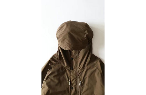  白山 x Barbour 全新联名 「HIKING WAX」 夹克 现已正式入场 潮牌冬季如何御寒提醒（白山 x Barbour 全新联名 「HIKING WAX」 夹克开售）