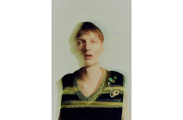  此番潮牌网了解到 潮牌冬季如何御寒提醒（Raf Simons x Fred Perry 全新合作系列登场）