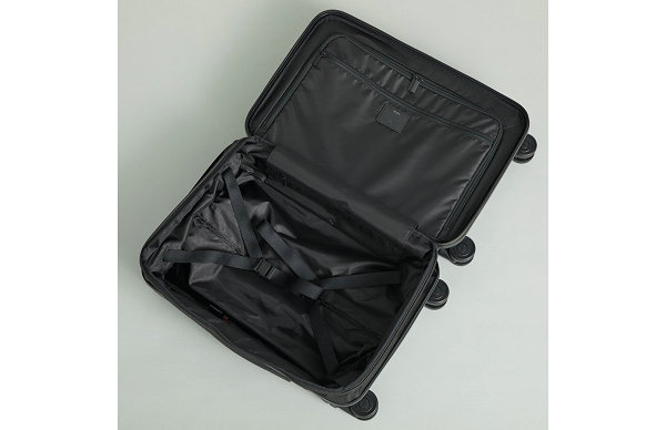 又预备了 20L 和 38L 两款型号可选 潮牌冬季如何御寒提醒（途明 TUMI x UNITED ARROWS 全新合作限定系列发布）