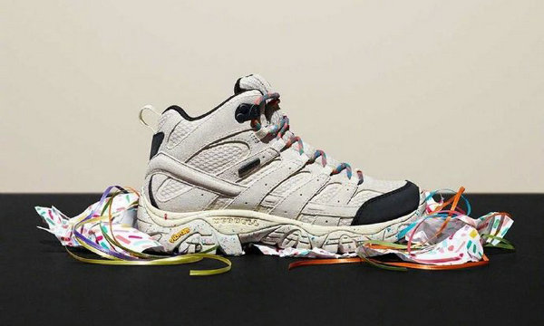 喜欢的 Sneakerhead 不妨提前锁定迈乐官方网店的发售吧~  潮牌冬季如何御寒提醒（Merrell 迈乐 40 周年纪念鞋款系列明日发售，酷似生日蛋糕）