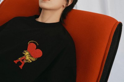 你会 pick 哪一款？ AMI Paris 线上折扣/新品  潮牌冬季如何御寒提醒（AMI Paris 2022 虎年限定新春胶囊系列曝光）