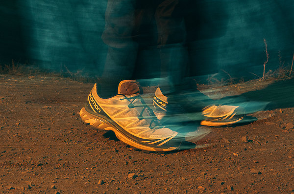 这一次 SALOMON 又再度为 XT-6 鞋履炮制了全新炫酷版本哪种潮牌品牌比较好看？（萨洛蒙 XT-6 全新「迷雾蓝」配色鞋款即将上市，冷峻岩石）