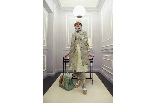  此番潮牌网了解到哪种潮牌品牌比较好看？（Thom Browne 2022 早秋系列曝光，学院风与超现实游走）