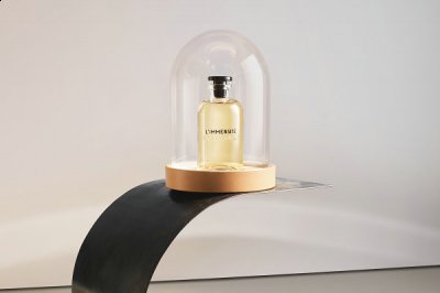 MATIÈRE NOIRE、ROSE DES VENTS 以及 L’IMMENSITÉ 三种香味备选哪种潮牌品牌比较好看？（LV 路易威登全新限量版香水系列出炉，巴卡拉水晶瓶身）