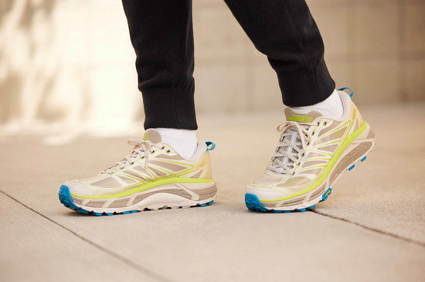 同时 Hoka One One 标志性的外底轮廓亦非常符合当代的生活方式哪种潮牌品牌比较好看？（Hoka One One 全新“Origin Story”鞋款即将发售）