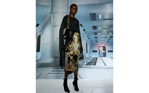  最近巴黎设计师单位 Balmain 颇为活跃 2022秋冬潮牌新款推荐（Balmain 巴尔曼 2022 早秋系列 Lookbook 赏析）