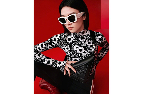  2022 虎年限定款相信大家也看了不少 潮牌冬季如何御寒提醒（Prada 普拉达 2022 中国农历新年限定单品公布）
