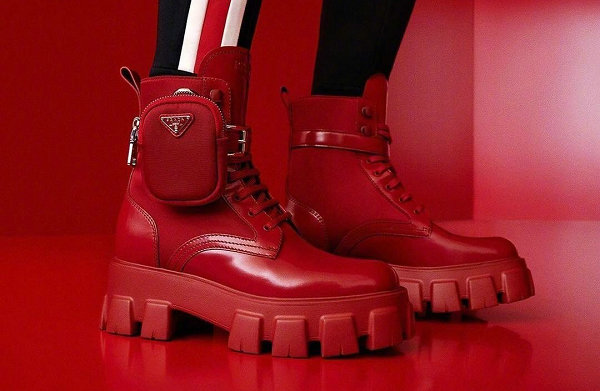  2022 虎年限定款相信大家也看了不少 潮牌冬季如何御寒提醒（Prada 普拉达 2022 中国农历新年限定单品公布）