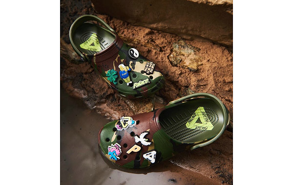 这一次 Palace 选择了 Crocs Classic Clog 经典洞洞鞋进行重塑哪种潮牌品牌比较好看？（Palace x Crocs 全新联名 Classic Clog 鞋款发售信息揭晓）