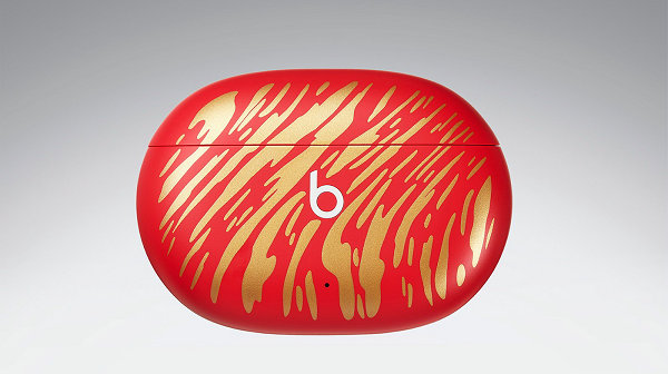 Beats 虎年限定款 Studio Buds 真无线耳机 即将在 2022 年 1 月 1 日上架 潮牌冬季如何御寒提醒（Beats 虎年限定款 Studio Buds 真无线耳机亮相）