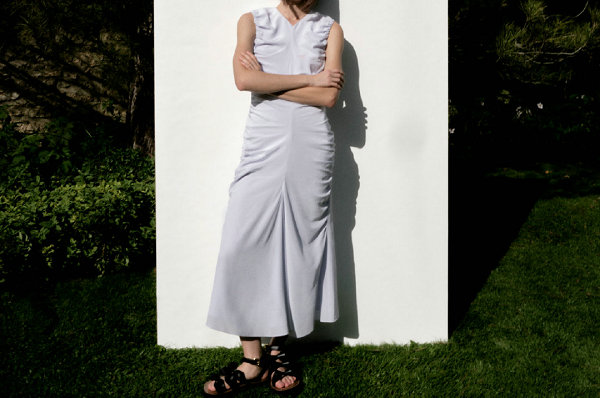 融入轻松日常着装 2022秋冬潮牌新款推荐（Carven 卡纷 2022 春夏系列 Lookbook 赏析）