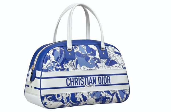  在率先披露了 2022 秋季男装之后 潮牌冬季如何御寒提醒（Dior 迪奥全新“Vibe Bag”包袋系列抢先预览）