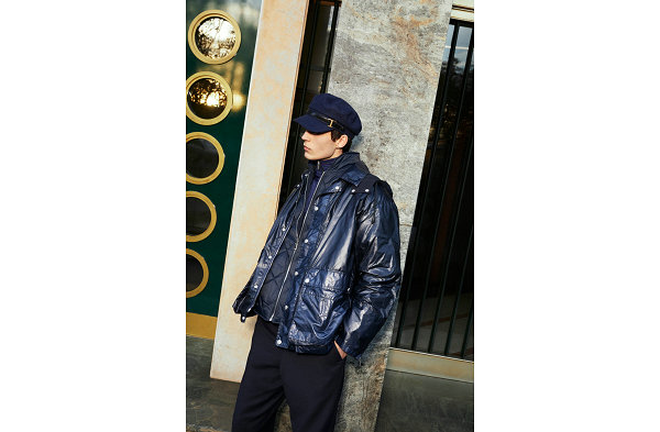  来自 Italy 的奢侈品牌 TOD’S 近来也率先公布了 2022 早秋新品哪种潮牌品牌比较好看？（TOD’S 2022 早秋系列 Lookbook 赏析~）