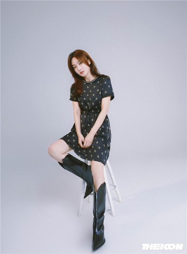 偶然的反差感也带来无穷的惊喜 2022秋冬潮牌新款推荐（女明星的服饰密码穿上比音勒芬活成了自己的“最佳女主”）