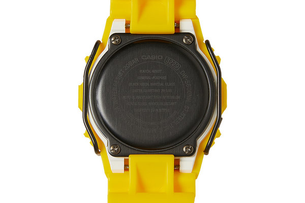 带来最新最新作品「DW-5600NH22-9JR」 潮牌游戏互动（N.HOOLYWOOD x G-SHOCK最新联名表款DW-5600发布）