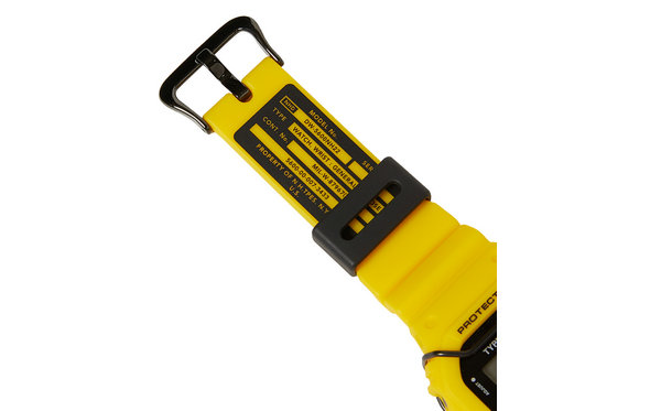 带来最新最新作品「DW-5600NH22-9JR」 潮牌游戏互动（N.HOOLYWOOD x G-SHOCK最新联名表款DW-5600发布）
