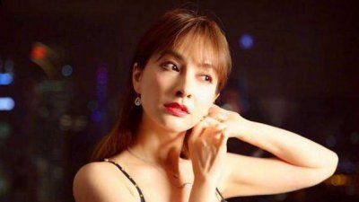  而吴昕卖的二手物品价值从几十元到五、六百元不等 潮牌冬季如何御寒提醒（综艺节目当背景板 吴昕的“商业头脑”可不简单）