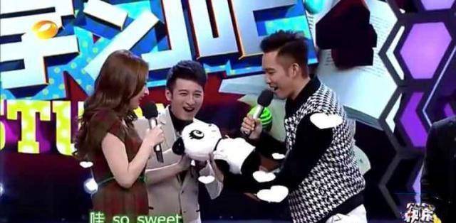  而吴昕卖的二手物品价值从几十元到五、六百元不等 潮牌冬季如何御寒提醒（综艺节目当背景板 吴昕的“商业头脑”可不简单）