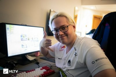 最后牛仔还是靠着自己的防守笑到了最后 玩家最喜爱潮牌有哪些？（CSGO PGL Major：绿龙取得首胜，Entropiq轻取A队）